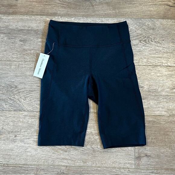 Outdoor Voices 10” Warm Up Short Size XS - Picture 3 of 7